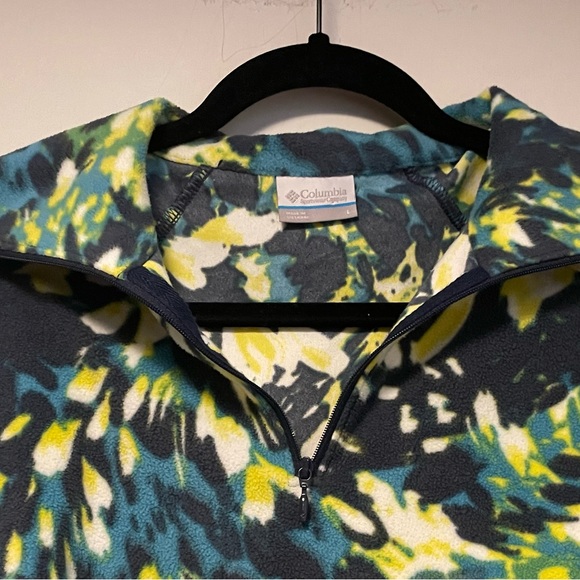 Columbia Women’s Pull Over with Partial Zip Multicolour Sweater - Picture 5 of 13